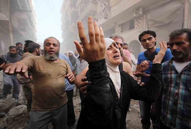 Siria: Aleppo di nuovo sotto bombe. Papa e Unicef, drammatico appello
