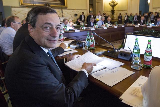 Bce, confermata la fine del Qe da gennaio. Tassi invariati fino a metà 2019