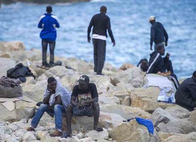 migranti ventimiglia ape