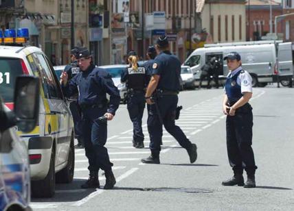 Avignone, 8 feriti per spari vicino moschea. "Ma non e' terrorismo"