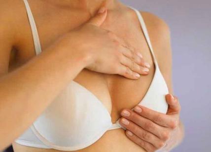 Plastica al seno: attenzione, questo tipo può causare un tumore raro