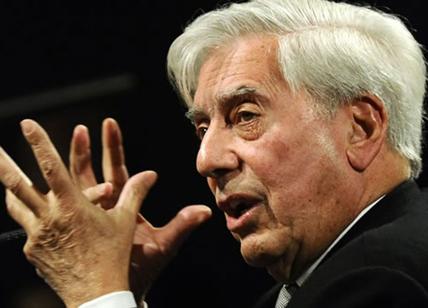 Mario Vargas Llosa, ecco il nuovo romanzo "Cinco Esquinas"