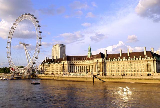 La Brexit fa crollare il mercato immobiliare londinese La Brexit fa crollare il mercato immobiliare londinese