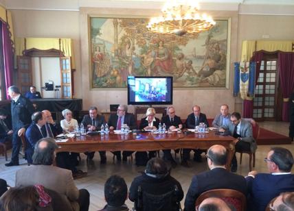 La Giunta regionale pugliese riunita a Brindisi: "Affrontare il futuro"