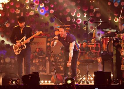 Coldplay, concerto fantasma a Milano. Mega truffa ai fan sul web