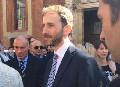 funerali casaleggio ape