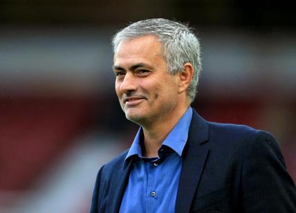Mourinho, a Lisbona rivelano: "Ingaggio di 20 mln dal Manchester Utd"