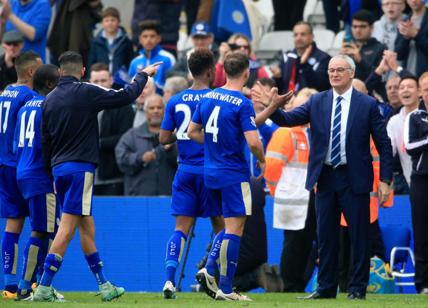 Ranieri e il Leicester festeggiano: qualificati alla Champions League