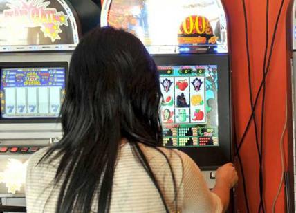 Slot machines e azzardo: la Regione Lazio scommette 14 mln in due anni
