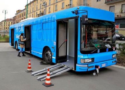 ToiletBus: il vecchio mezzo Atm diventa il primo 'wc mobile' in Europa