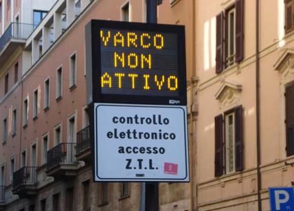 Roma, torna l'orario estivo delle Ztl: stop serale a Trastevere e San Lorenzo