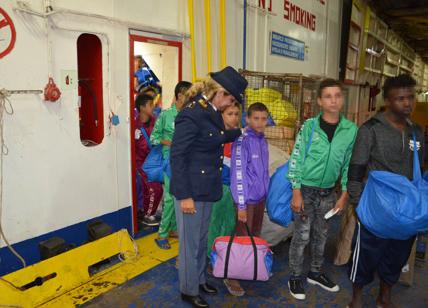 Migranti: querelle a sinistra su umano e inumano Migranti: querelle a sinistra su umano e inumano