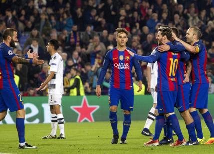 Messi svelate le cifre del rinnovo con il Barcellona: 350 milioni