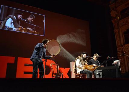 TEDxBari antidoto alla 'desertificazione'. Sorpresa finale: Vinicio Capossela
