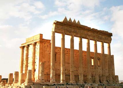 Il Tempio di Palmira distrutto dall'Isis esiste ancora, dentro il Colosseo