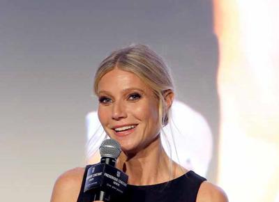 Gwyneth Paltrow Horological Smartwatch (1)
