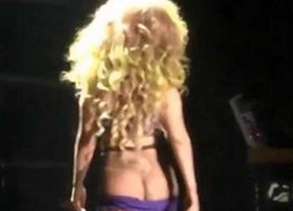 Lady Gaga lancia Perfect Illusion. Singolo choc: critiche dei fans