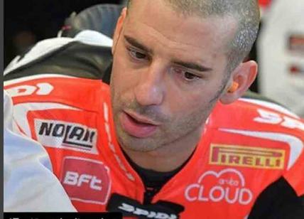 Superbike, Ducati: "Melandri operato con successo al menisco destro"