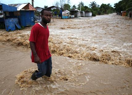 Uragano Matthew, tragedia ad Haiti: oltre 900 morti. Paura anche negli Usa