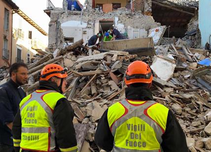 Terremoto, i geologi: "Ospedale evacuato ad Amatrice, non è possibile..."