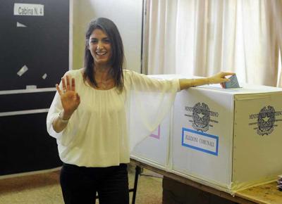 virginia raggi 02