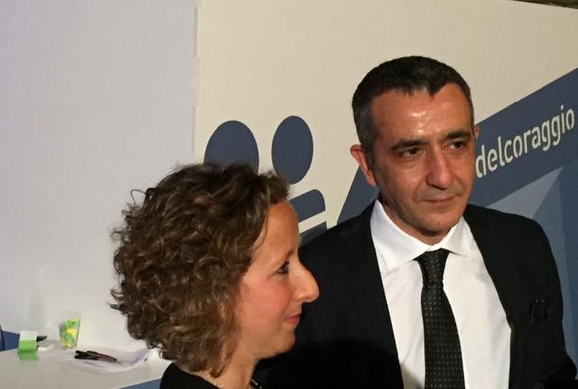 Fabio Glionna, vincitore del premio, con la sua compagna Fabio Glionna, vincitore del premio, con la sua compagna