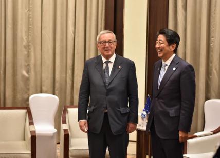 Commercio, Abe a Bruxelles: piú vicino il trattato di libero scambio Commercio, Abe a Bruxelles: piú vicino il trattato di libero scambio