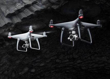 Drone mania, volare sul Colosseo e aeroporti si può. Ma occhio alle mappe fake