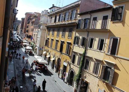 Roma, abusivo da 25 anni e con un reddito da 90mila euro occupava casa Comune