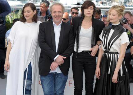 Cannes blindata per il Festival, al via con Desplechin. Almodovar vs Netflix