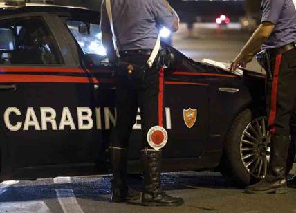 Sassi contro l'auto dei Carabinieri: in manette giostraio di Castelgandolfo