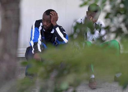 Rissa tra ospiti in un centro accoglienza: due somali trovati con marijuana