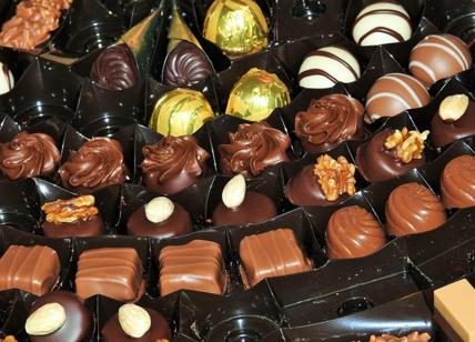 Cioccolato fa bene a salute e umore. CIOCCOLATA, BENEFICI DELLA TEOBROMINA