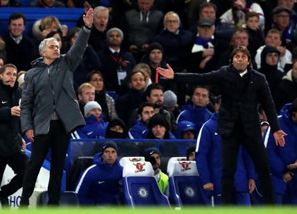 Chelsea-Manchester United 1-0 Conte stende Mourinho: giallo stretta di mano