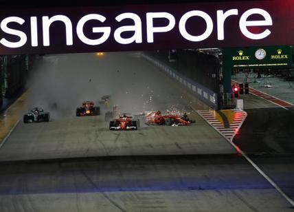 F1 disastro Ferrari a Singapore. Verstappen: "Io incolpevole, Vettel doveva.."