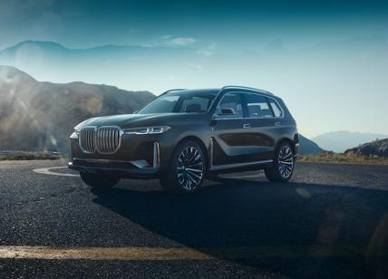 Francoforte 2017: BMW Concept X7 iPerformance: la nuova frontiera dei Suv