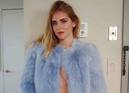 Chiara Ferragni, scandalo sexy: sotto la pelliccia nulla... FOTO