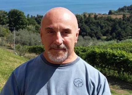 Eutanasia, la denuncia di Loris: "Paralizzato e senza cure, scelgo la morte" Eutanasia, la denuncia di Loris: "Paralizzato e senza cure, scelgo la morte"