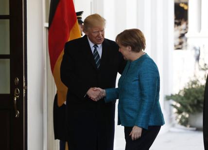 Merkel cede alle pressioni di Trump. Comprerà il gas Usa, ira di Putin