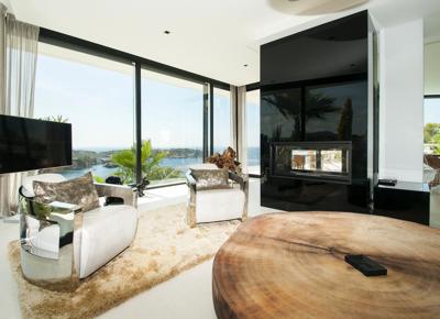 Moderna e accattivante la villa in vendita ad Ibiza (7)