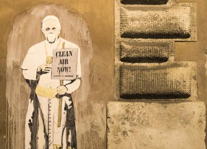 Totti, Papa Francesco e la Loren contro lo smog. Roma si colora di murales