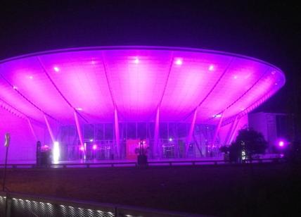 Notte Rosa: si accende anche il Palais di Rimini Notte Rosa: si accende anche il Palais di Rimini