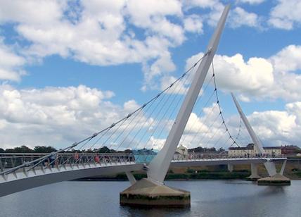 Il Peace Bridge di Londonderry?