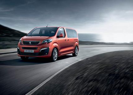 Peugeot Traveller, stravolge i codici del segmento