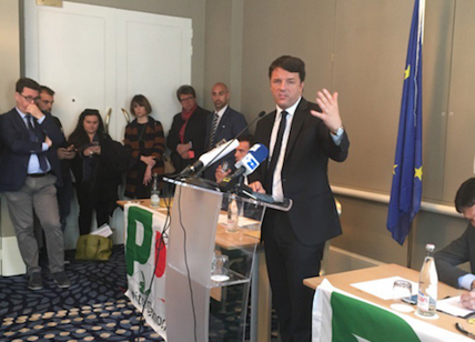 Pd, Renzi chiude la campagna da Bruxelles: 5 proposte per salvare l'Ue