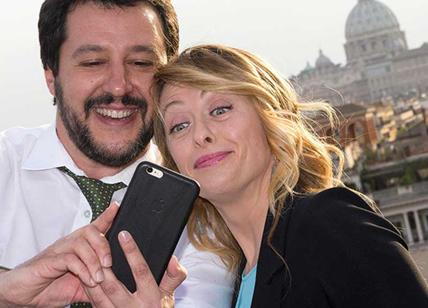 Salvini e Meloni contro Raggi: “Prima va via meglio è”. Il candidato ideale