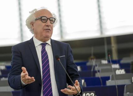 A rischio la filiera dello Spada. Sernagiotto: Martina si faccia sentire in Ue A rischio la filiera dello Spada. Sernagiotto: Martina si faccia sentire in Ue