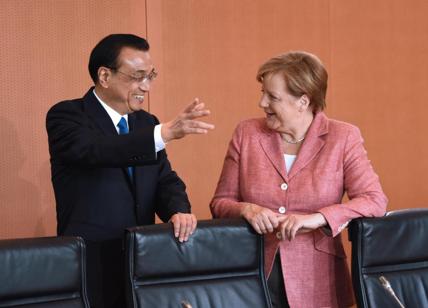 Ue, Merkel a Li: Pechino garantisca una maggiore apertura al mercato