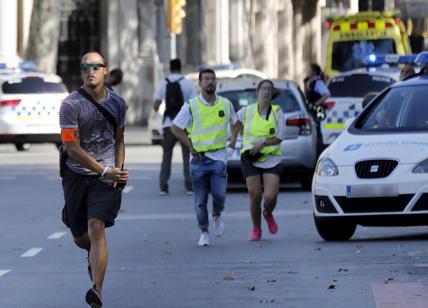 Barcellona, ennesima prova che nessuno è al sicuro dal terrorismo