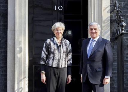 Brexit, Tajani lascia una porta aperta a Londra: se ci ripenserete... Brexit, Tajani lascia una porta aperta a Londra: se ci ripenserete...